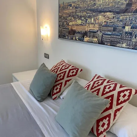 Homely Home Marbel Center Vistas Al Mar Marbella Room photo